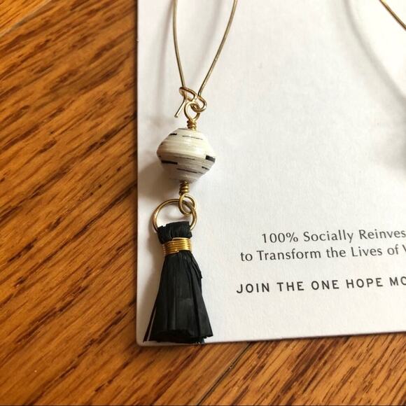 BOUTIQUE Tassel Gold Black Dangling Earrings NWT - Picture 2 of 7